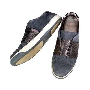 Johnston & Murphy gray shoes size 10 suede metallic slip ons